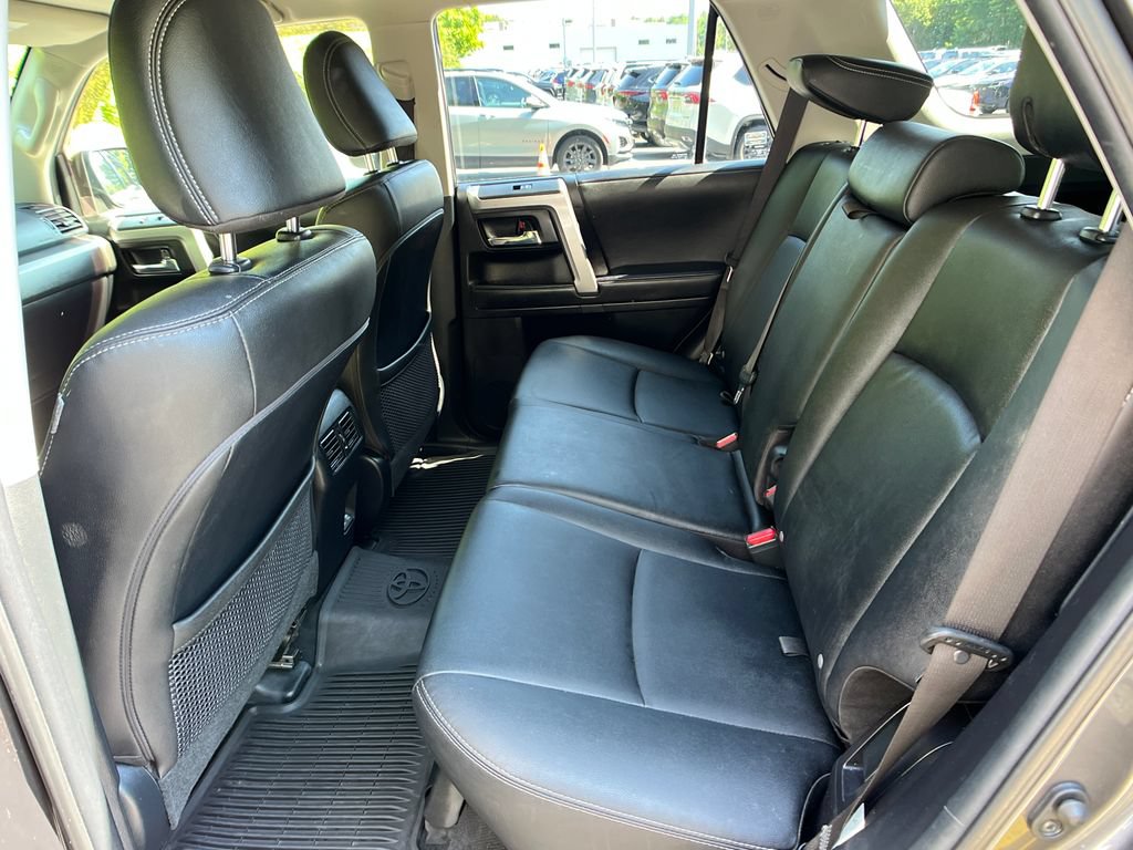 Used 2022 Toyota 4Runner TRD Sport AWD/4WD image 21