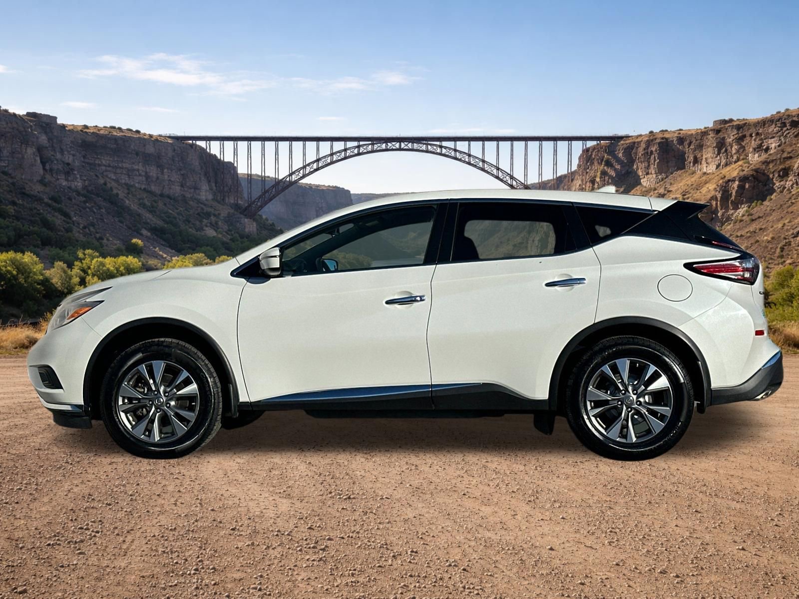 Used 2017 Nissan Murano S image 6