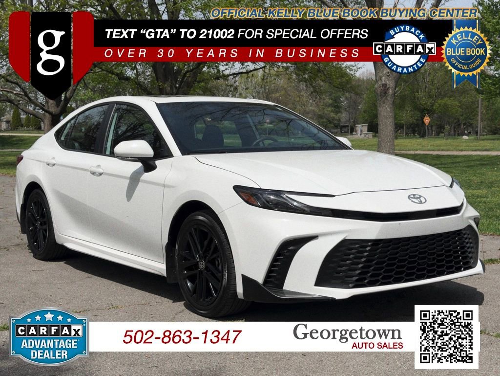 Used 2025 Toyota Camry SE w/ Convenience Package AWD/4WD image 1