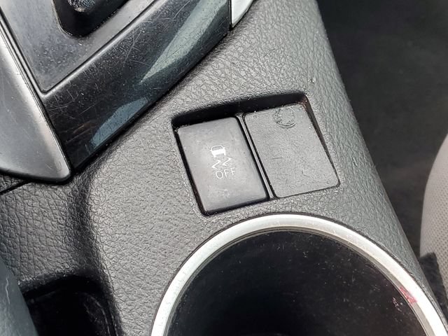 Used 2018 Toyota Corolla LE FWD image 23