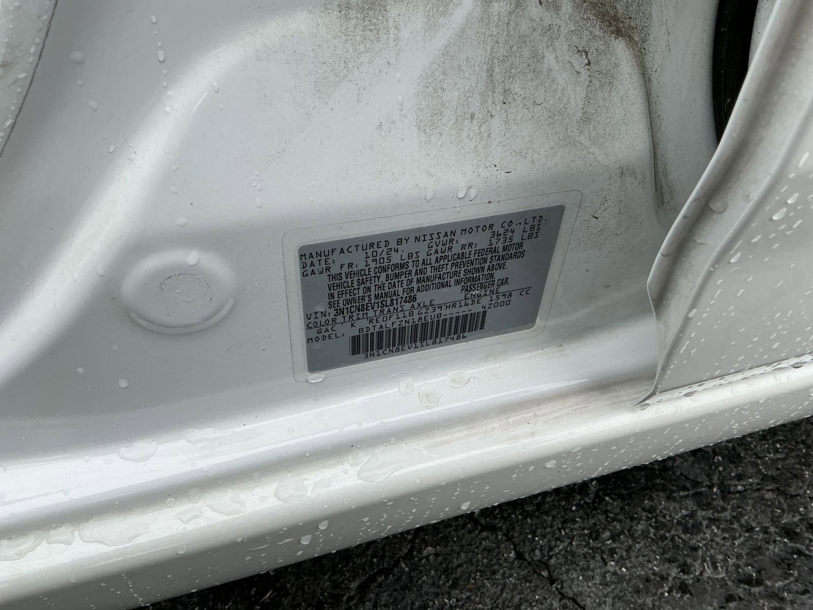 Used 2025 Nissan Versa SV FWD image 23
