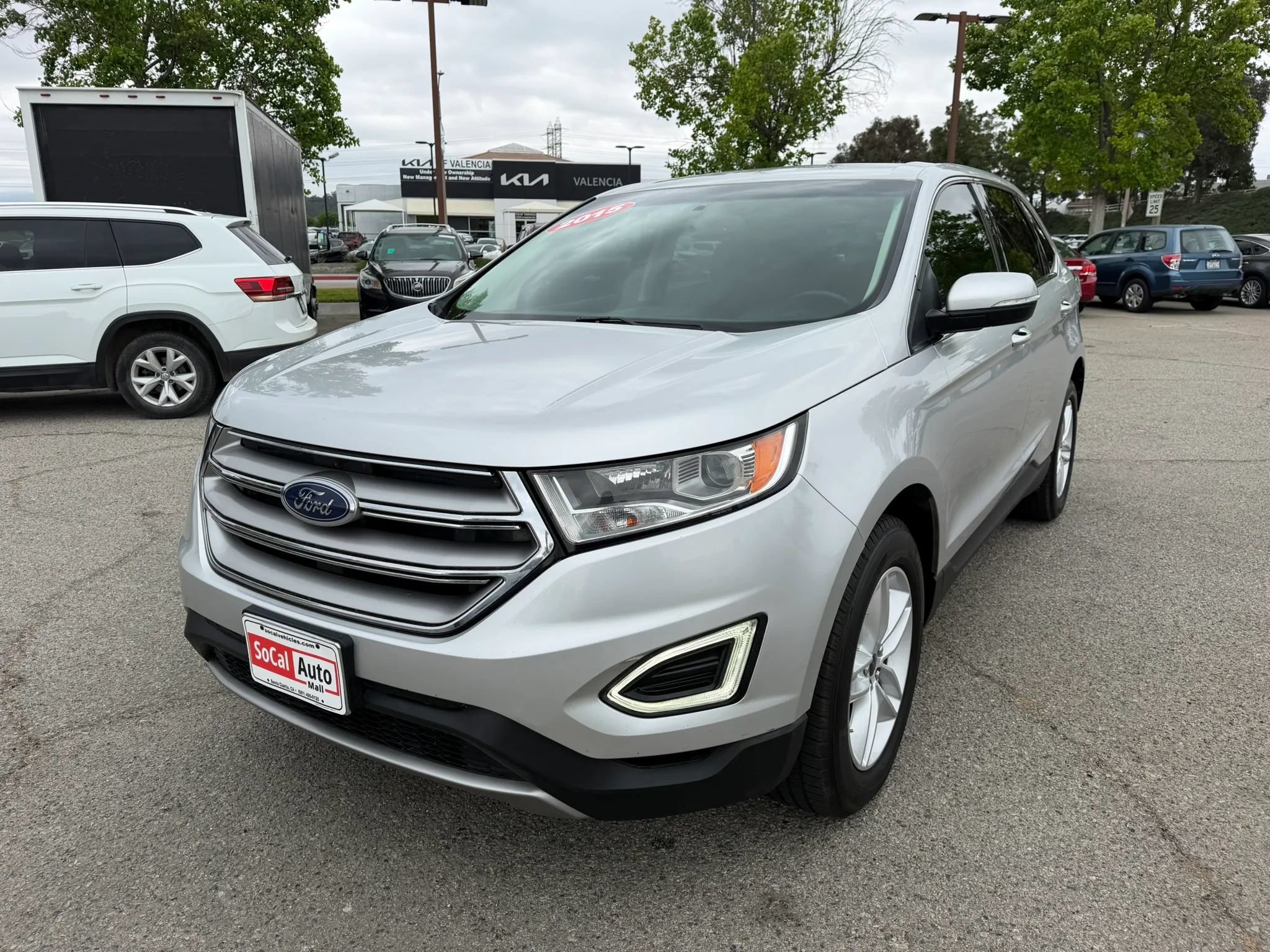 Used 2015 Ford Edge SEL FWD image 7