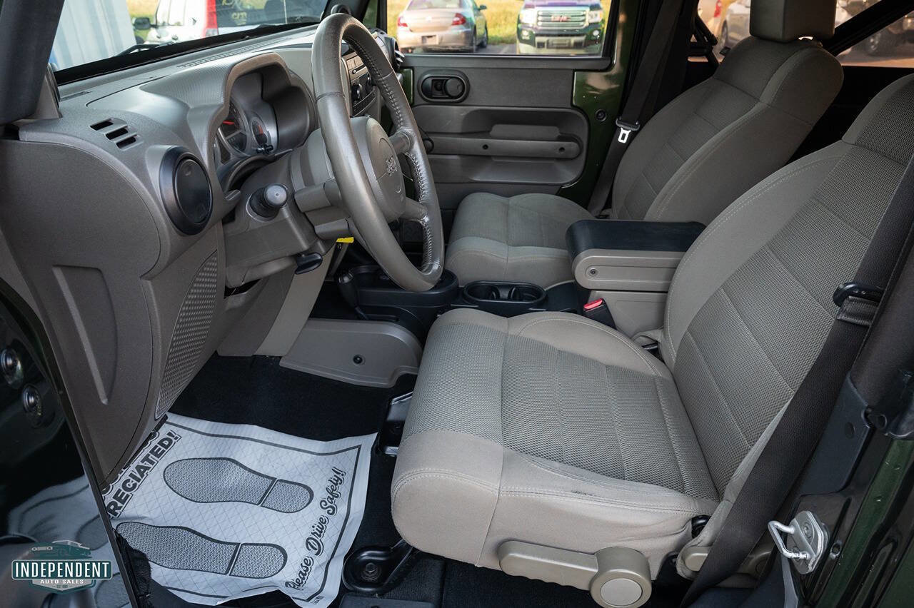 Used 2007 Jeep Wrangler Sahara image 15