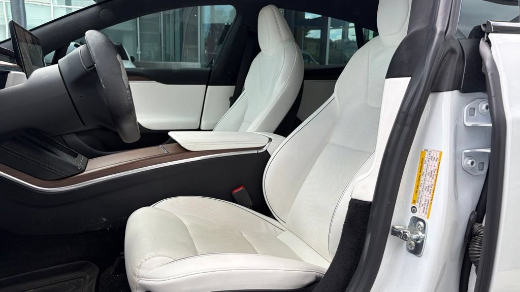 Used 2022 Tesla Model S Plaid AWD/4WD image 5