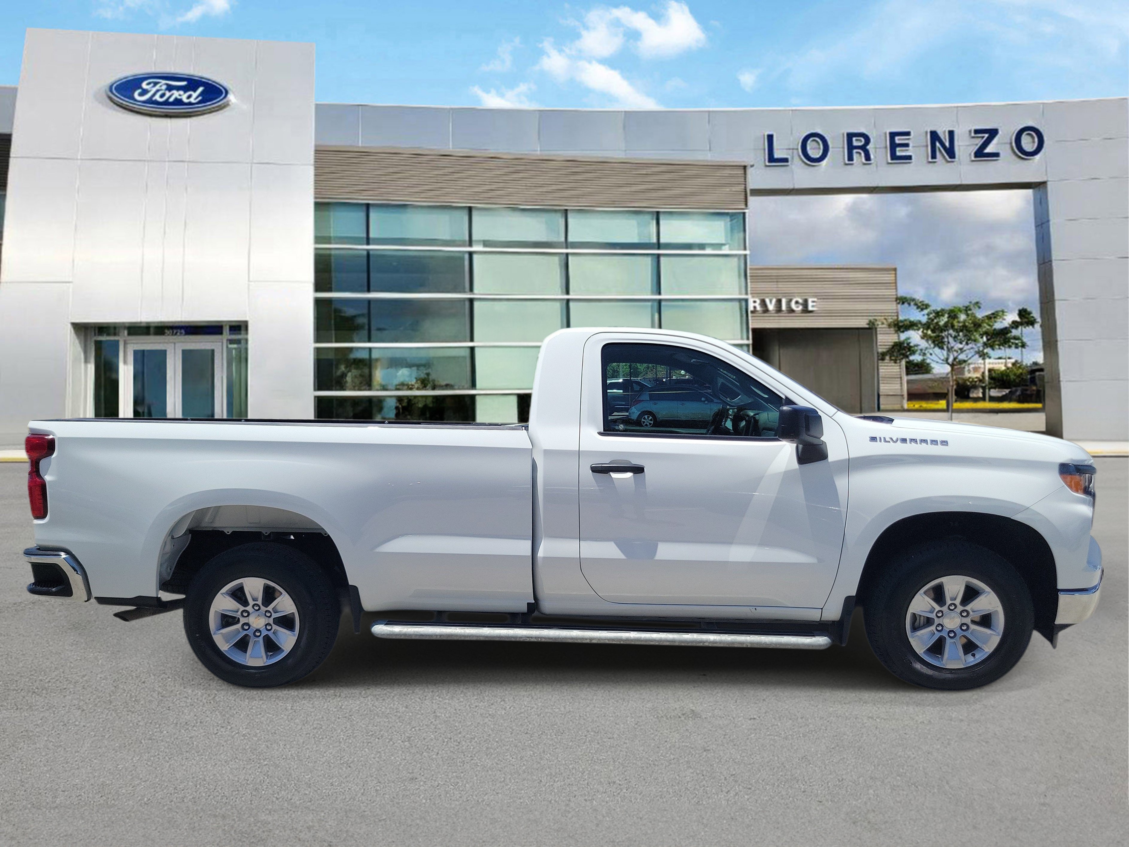 Used 2025 Chevrolet Silverado 1500 W/T RWD image 4