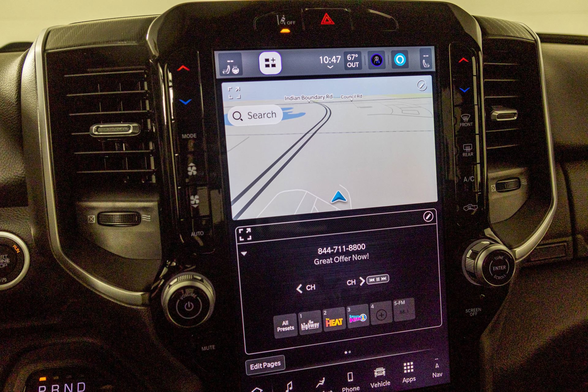 New 2026 RAM 1500 4x4 Crew Cab image 24