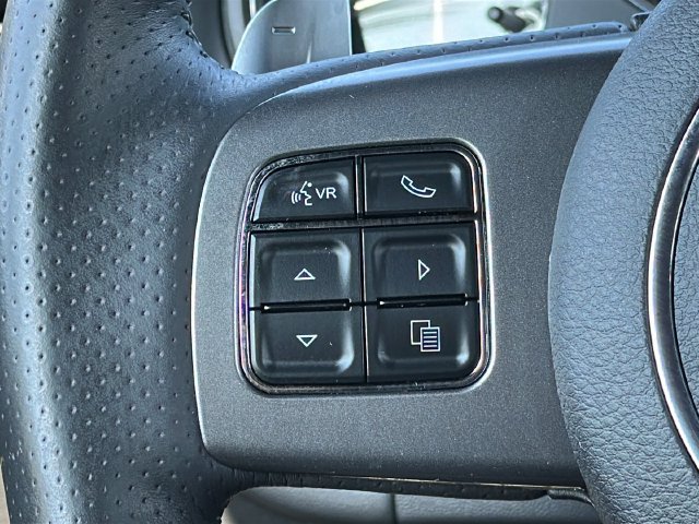 Used 2014 Dodge Challenger SXT RWD image 26