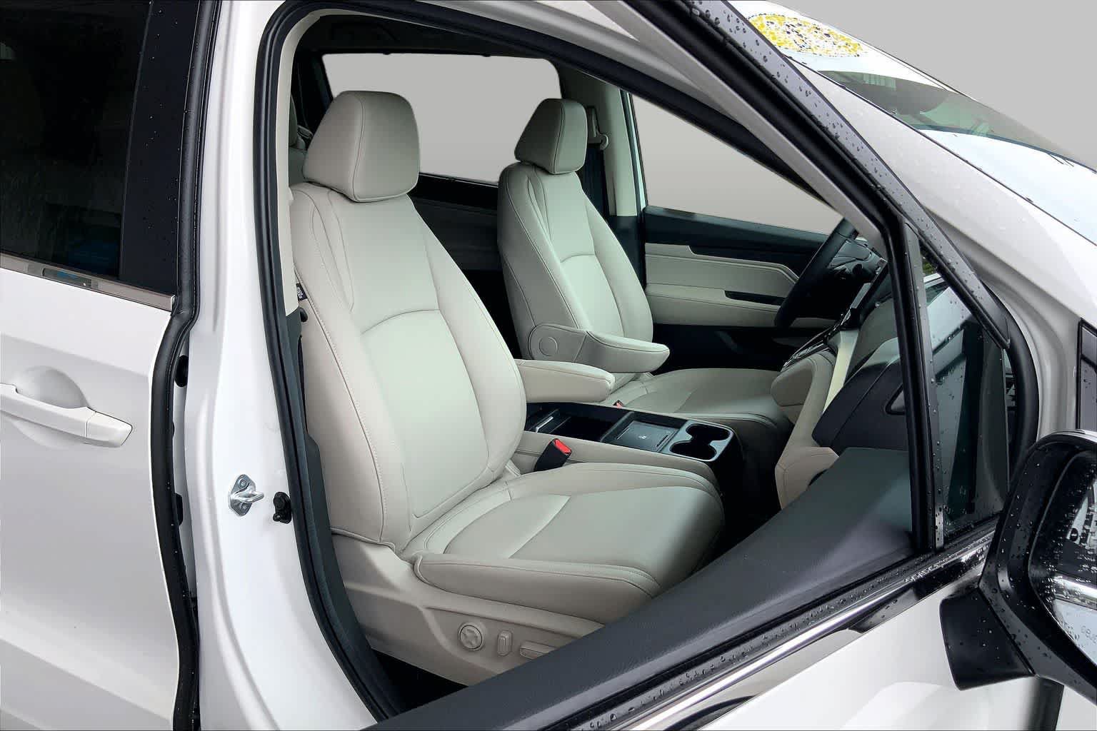 Used 2026 Honda Odyssey EX-L image 17