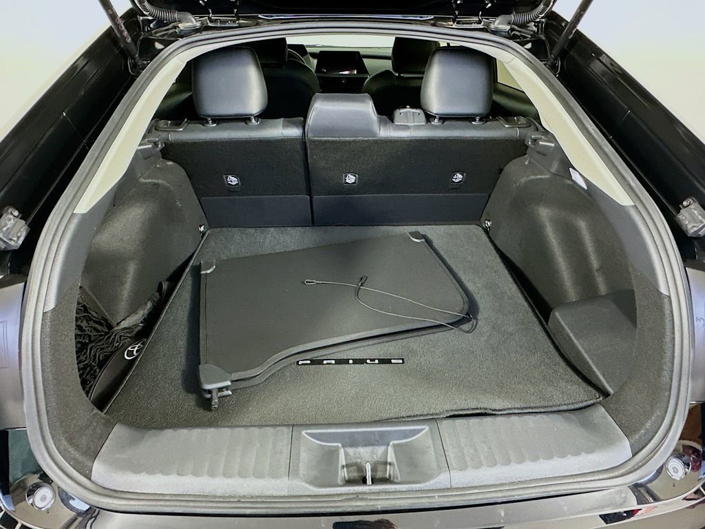 Used 2024 Toyota Prius XLE image 25