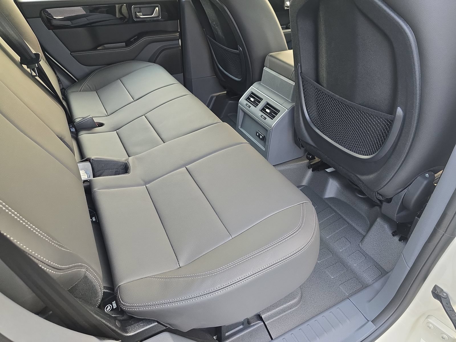 New 2026 INEOS Grenadier Station Wagon AWD/4WD image 10