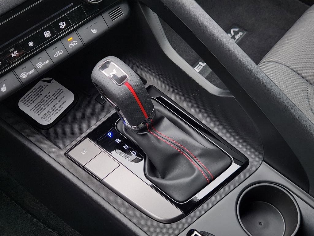 New 2026 Hyundai Elantra N Line FWD image 17