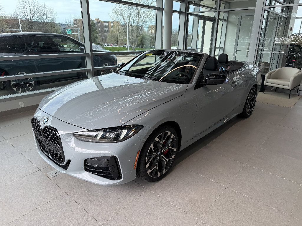 New 2026 BMW 430i xDrive Convertible w/ M Sport Package AWD/4WD image 4