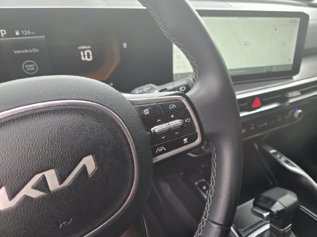 Used 2024 Kia Sorento S w/ Panoramic Sunroof Package FWD image 16