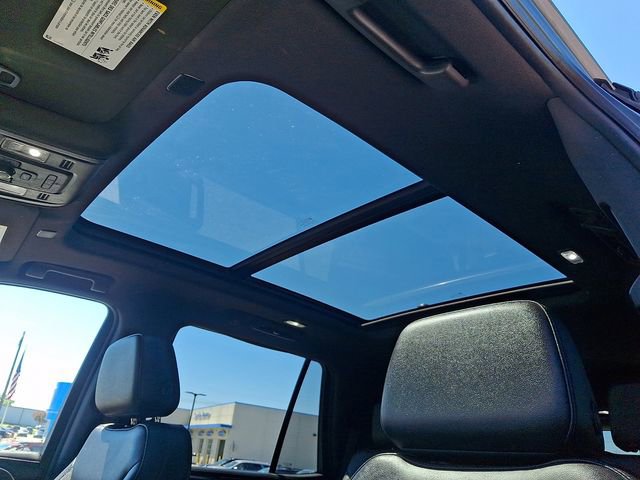 Used 2022 Chevrolet Tahoe LT w/ LT Signature Plus Package AWD/4WD image 17
