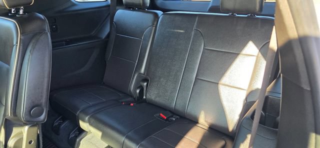 Used 2023 Chevrolet Traverse Premier AWD/4WD image 14