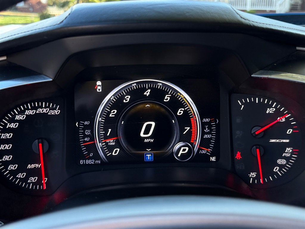 Used 2016 Chevrolet Corvette Z06 w/ 3LZ Preferred Equipment Group image 47