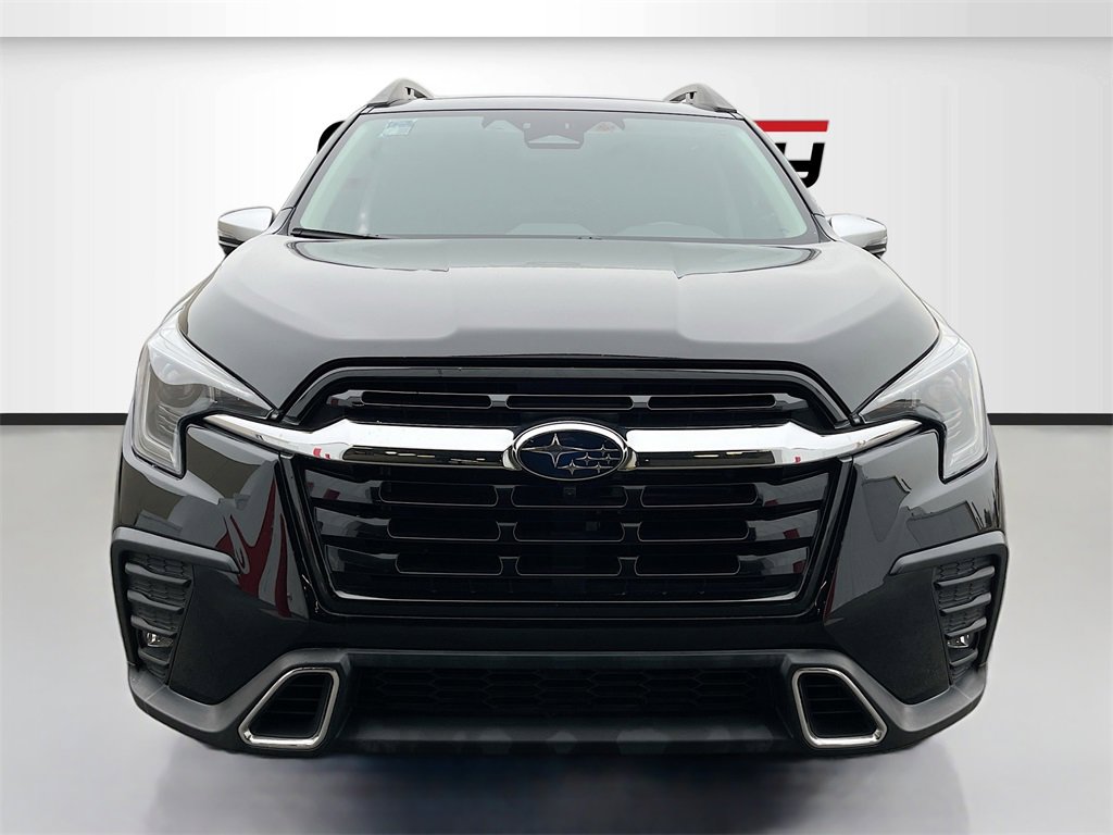 Used 2023 Subaru Ascent Touring image 2