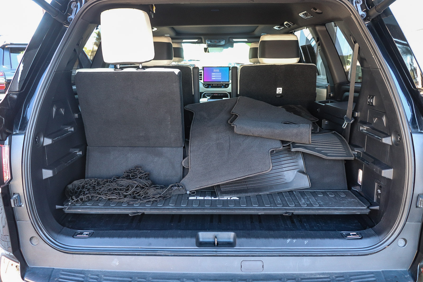 Used 2024 Toyota Sequoia Capstone AWD/4WD image 33