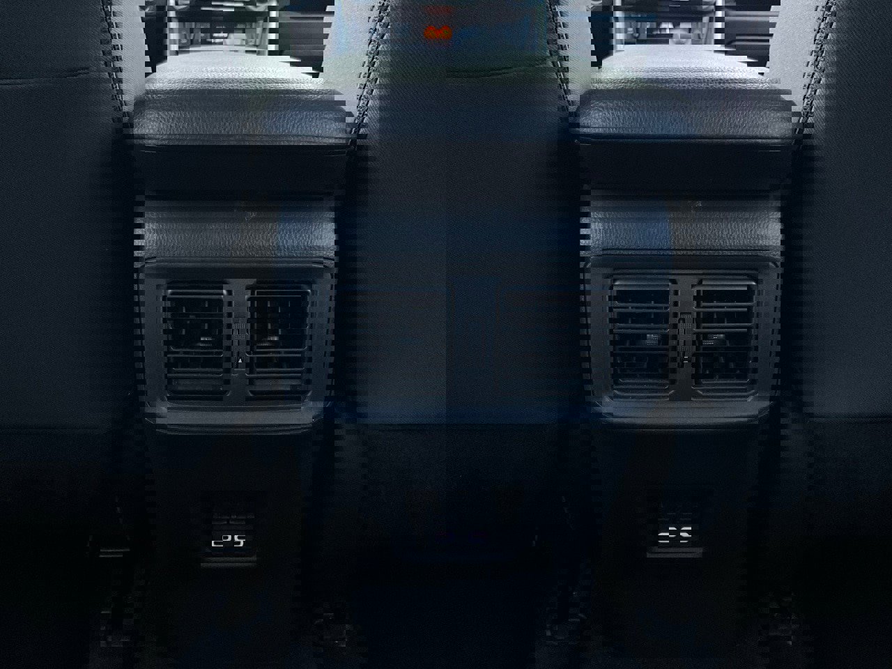 Used 2025 Toyota RAV4 XLE image 13