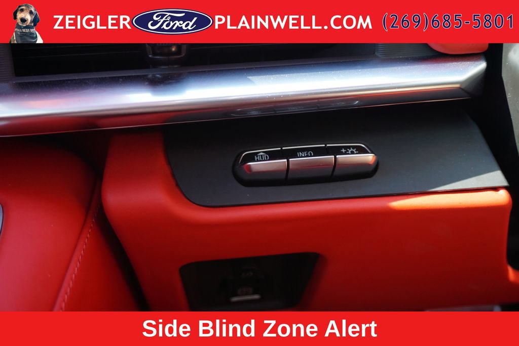 Used 2024 Chevrolet Corvette Stingray Premium Conv w/ Z51 Performance Package RWD image 29