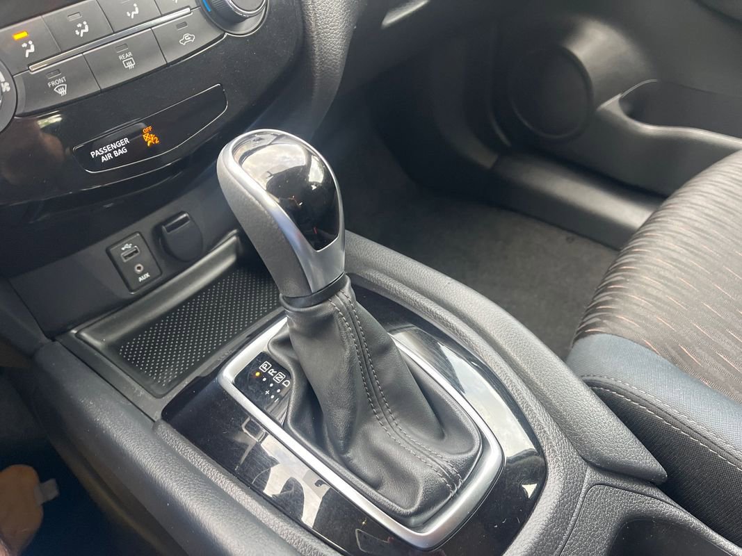 Used 2017 Nissan Rogue S FWD image 23
