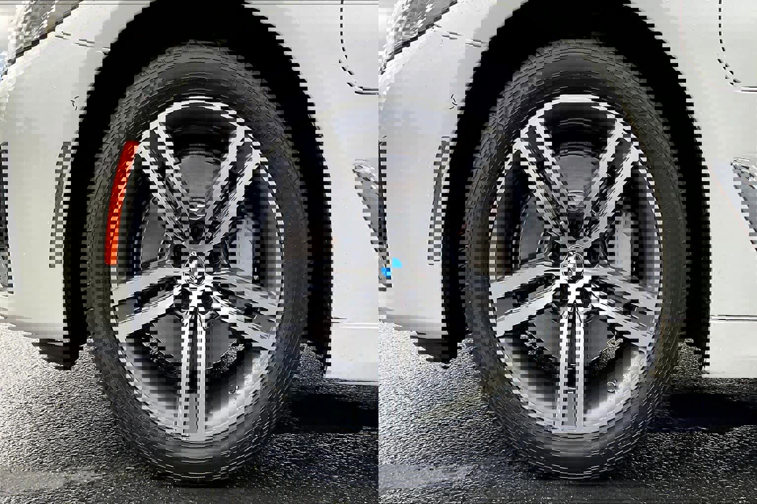 Used 2021 BMW 530e xDrive image 12