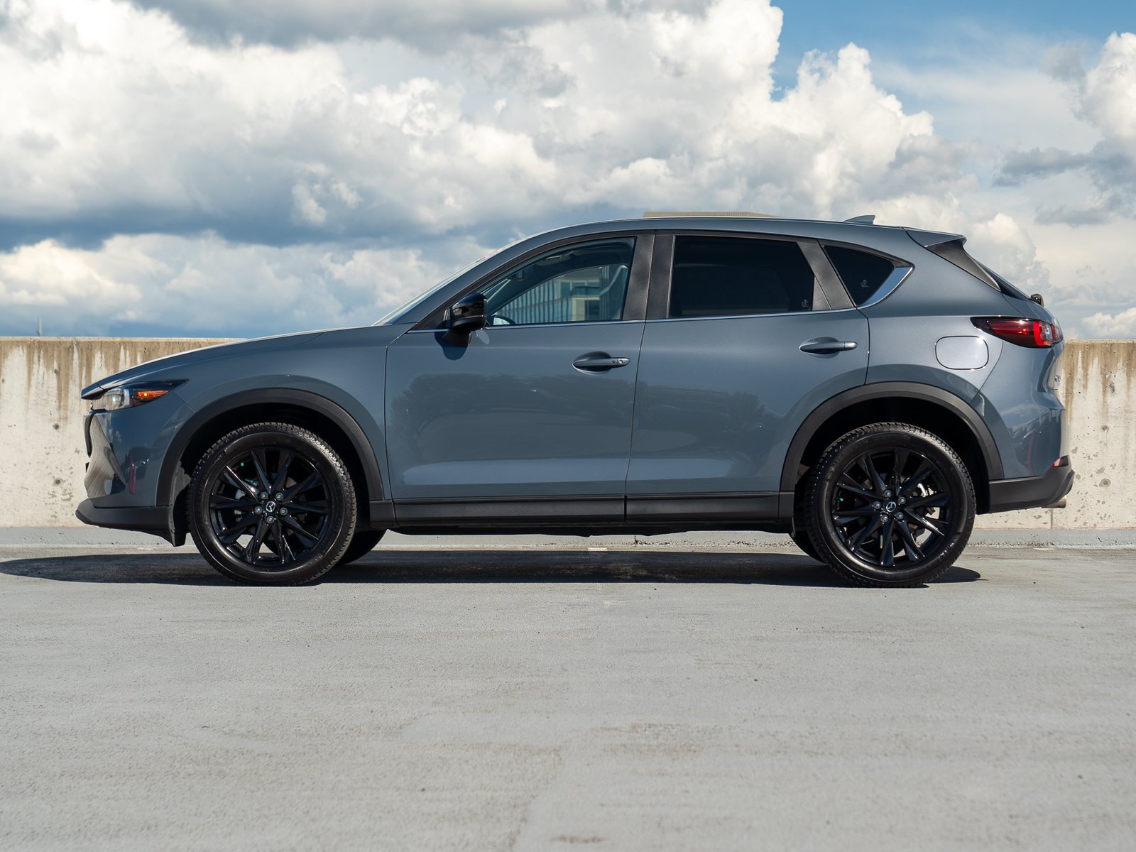 Used 2023 MAZDA CX-5 Carbon Edition AWD/4WD image 3