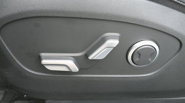 New 2026 Hyundai Ioniq 9 SEL image 6