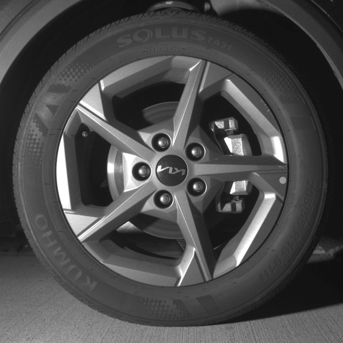 Used 2025 Kia K4 LXS image 13