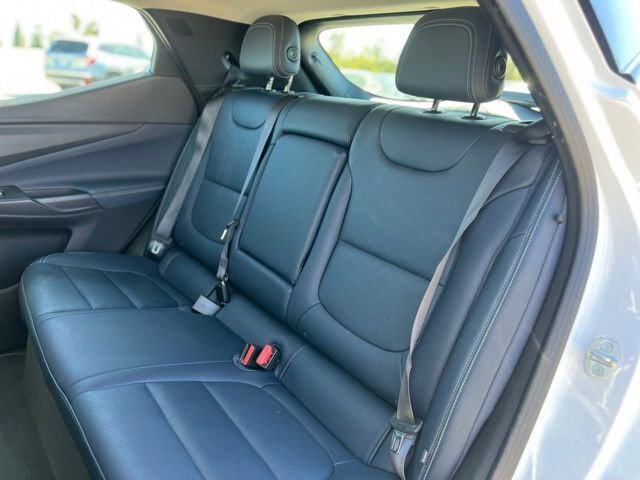 Used 2023 Chevrolet Bolt EUV Premier image 16