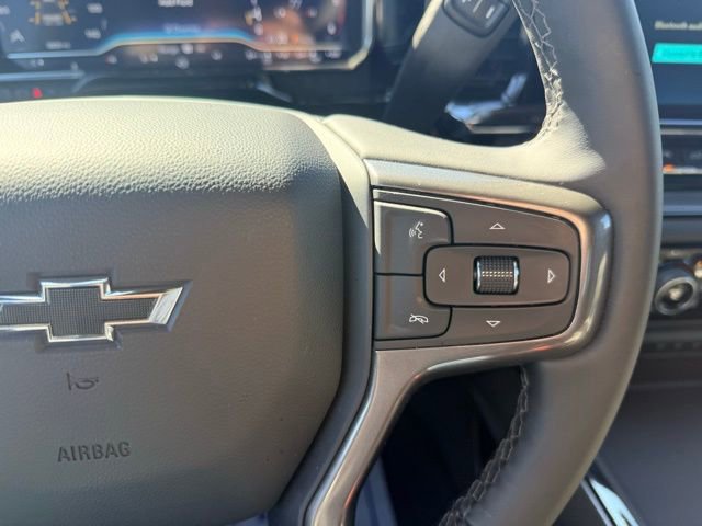 Used 2025 Chevrolet Silverado 2500 ZR2 w/ Technology Package image 27