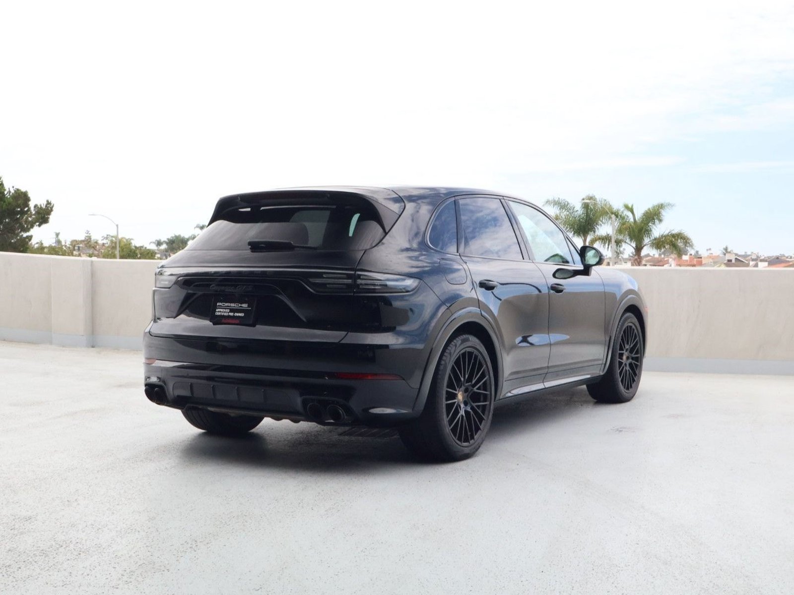 Used 2023 Porsche Cayenne GTS w/ Premium Package Plus AWD/4WD image 9
