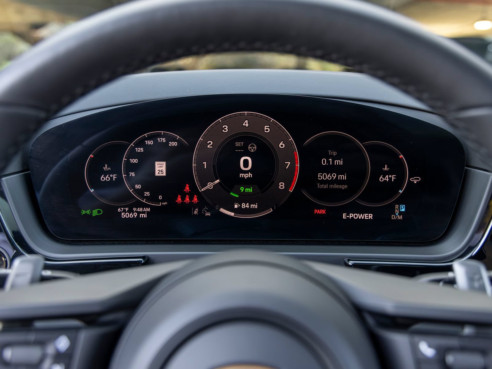 Certified 2025 Porsche Cayenne S AWD/4WD image 42