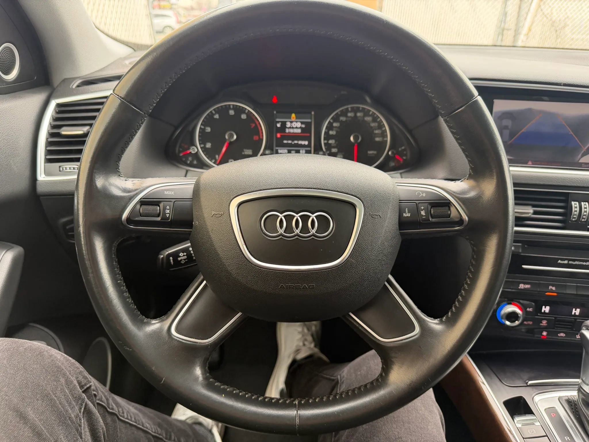 Used 2016 Audi Q5 2.0T Premium Plus w/ Technology Package image 18