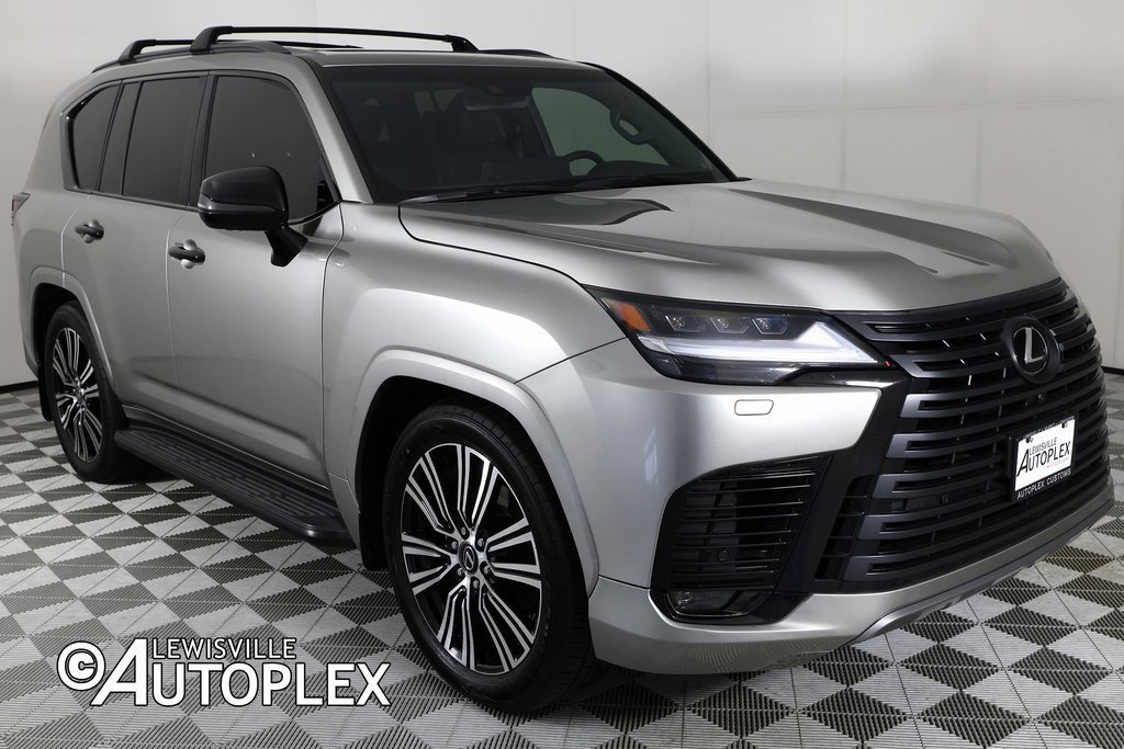 Used 2024 Lexus LX 600 4WD w/ Appearance Package image 3