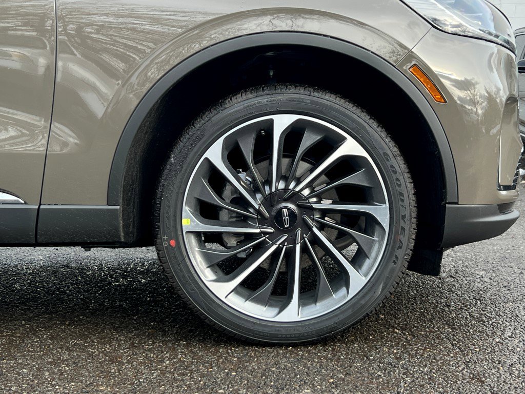 New 2026 Lincoln Aviator Reserve image 6