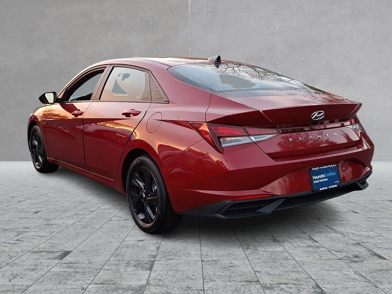 Certified 2023 Hyundai Elantra SEL w/ Preferred Accessory Package image 7