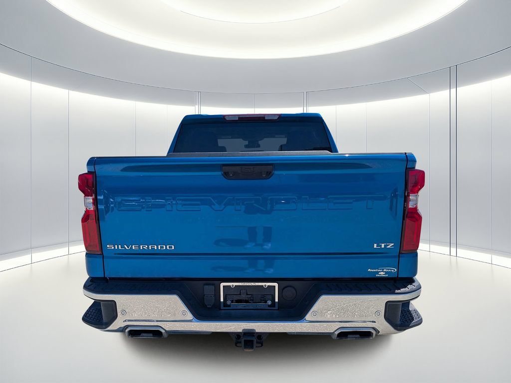 Used 2024 Chevrolet Silverado 1500 LTZ AWD/4WD image 5