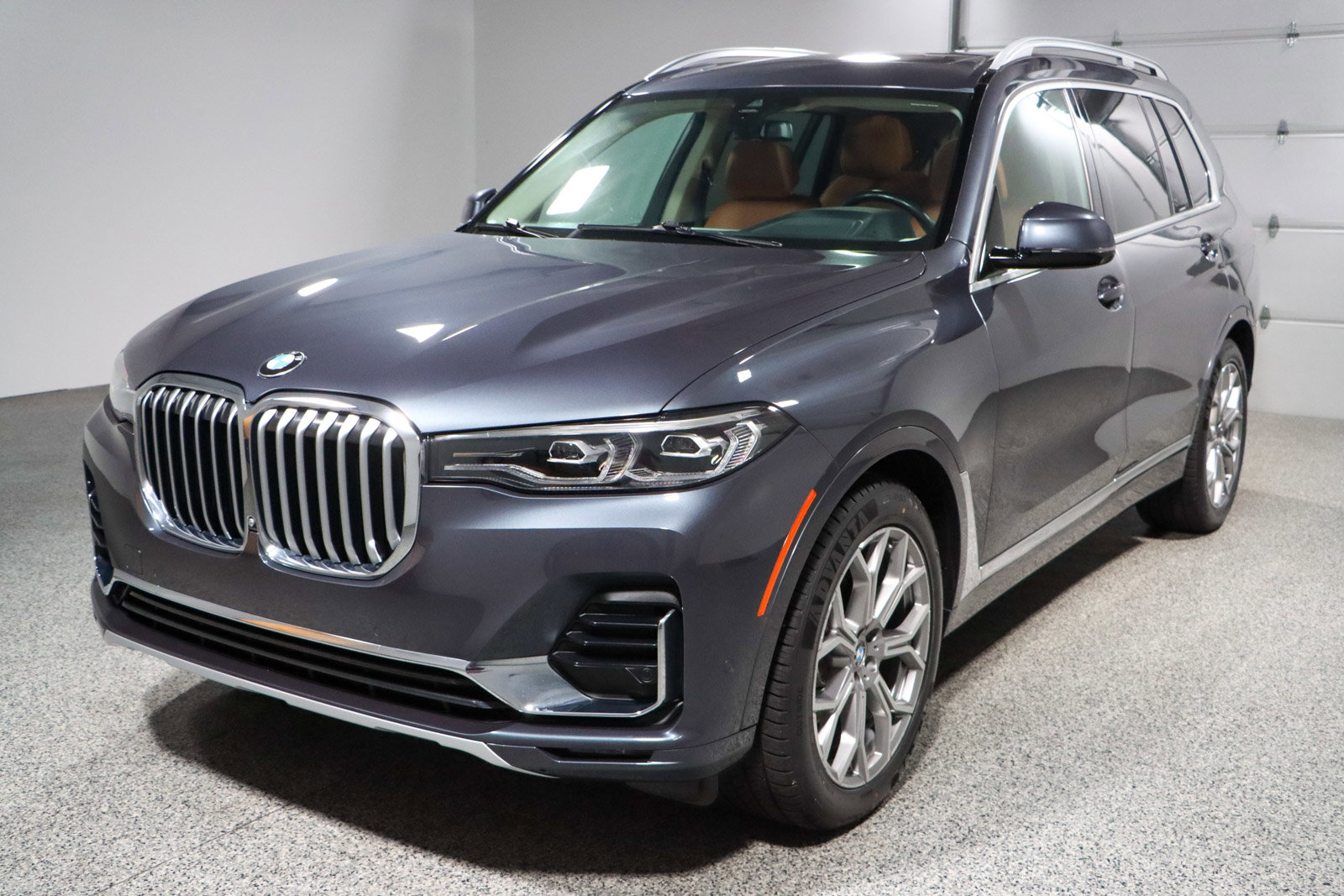 Used 2021 BMW X7 xDrive40i w/ Executive Package image 34
