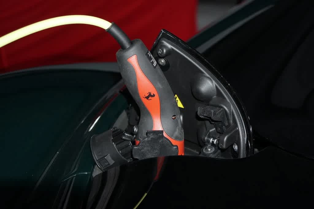 Used 2025 Ferrari 296 GTS RWD image 58