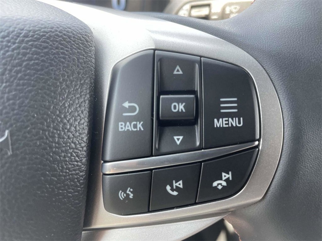 New 2025 Ford Explorer Active image 24