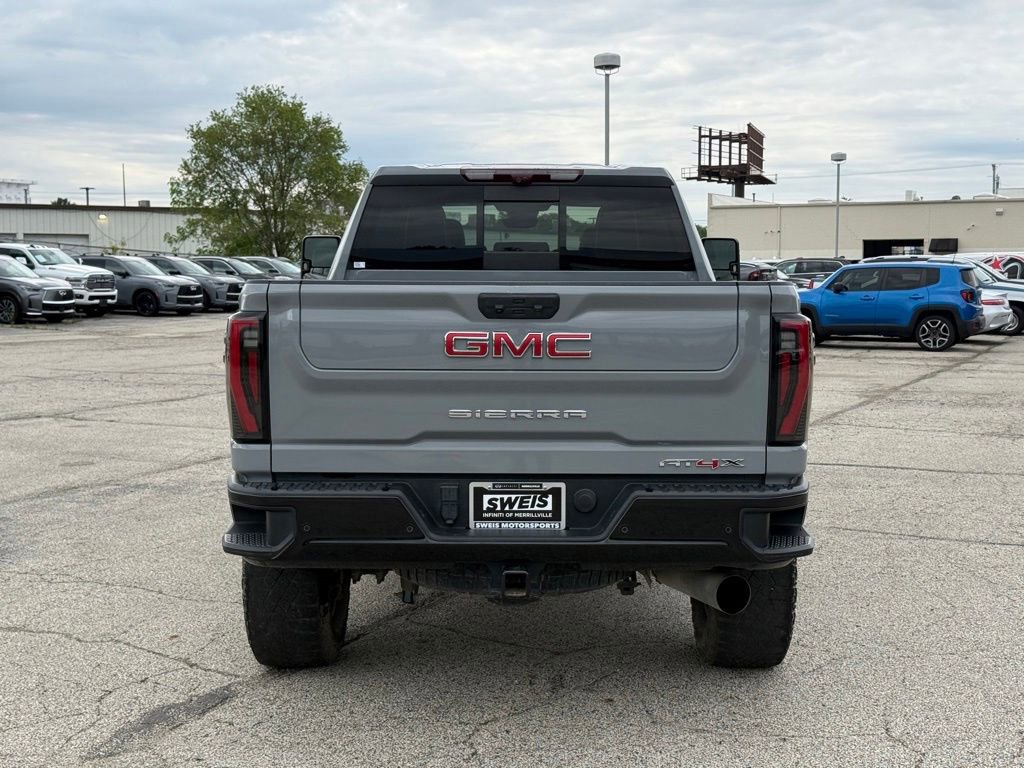 Used 2024 GMC Sierra 2500 AT4X AWD/4WD image 9