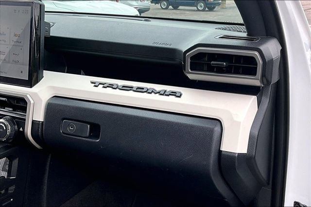 Used 2024 Toyota Tacoma TRD Off-Road AWD/4WD image 27