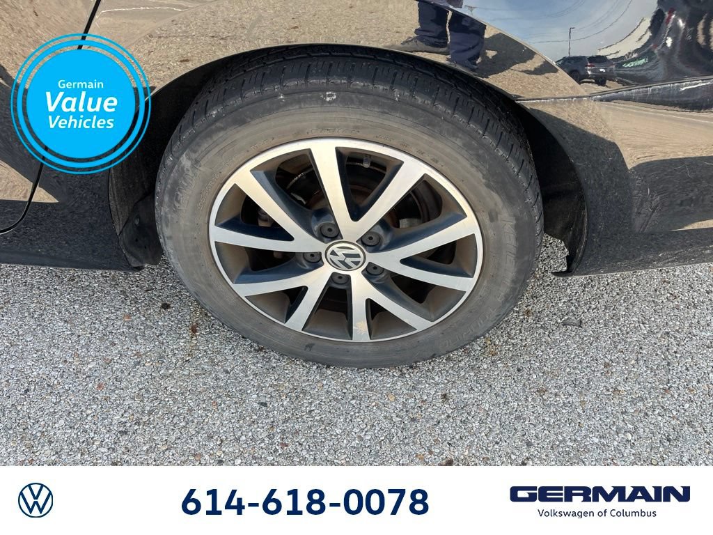 Used 2017 Volkswagen Jetta SE FWD image 16