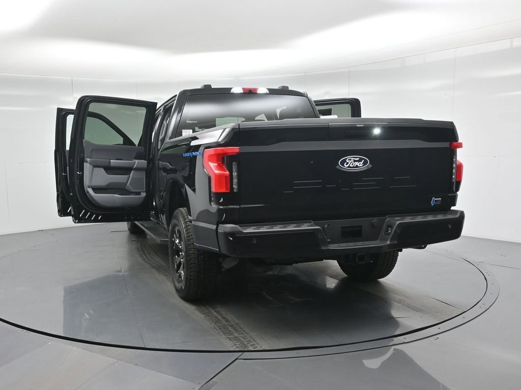 New 2025 Ford F150 Lightning XLT image 33