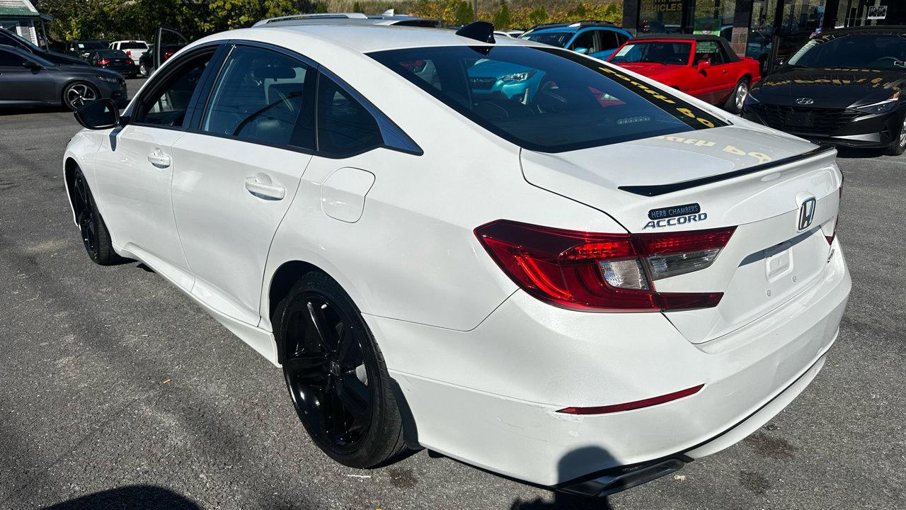 Used 2022 Honda Accord Sport image 2