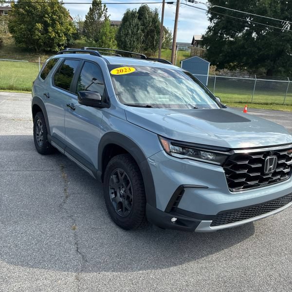 Used 2023 Honda Pilot TrailSport image 33