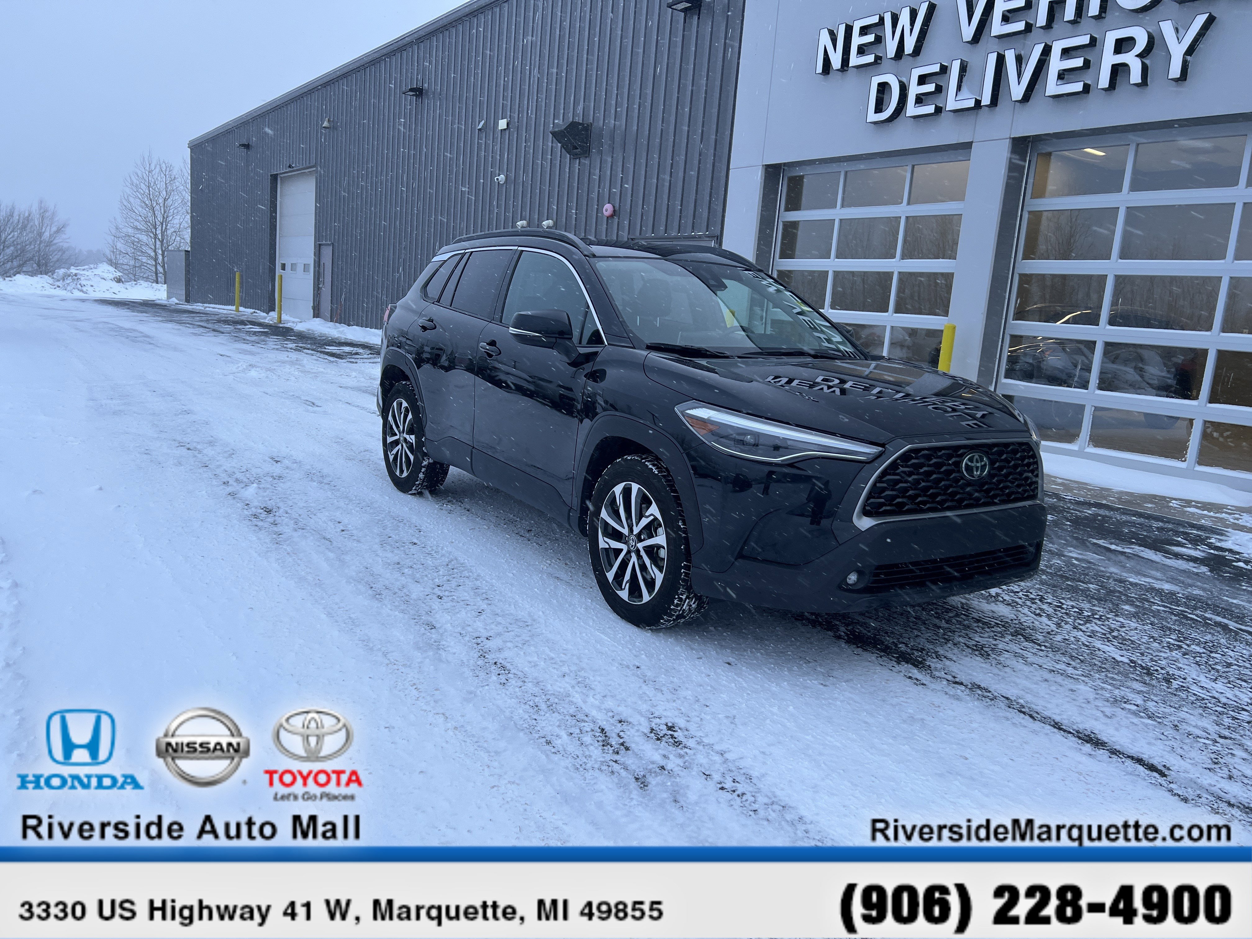 Used 2022 Toyota Corolla Cross XLE