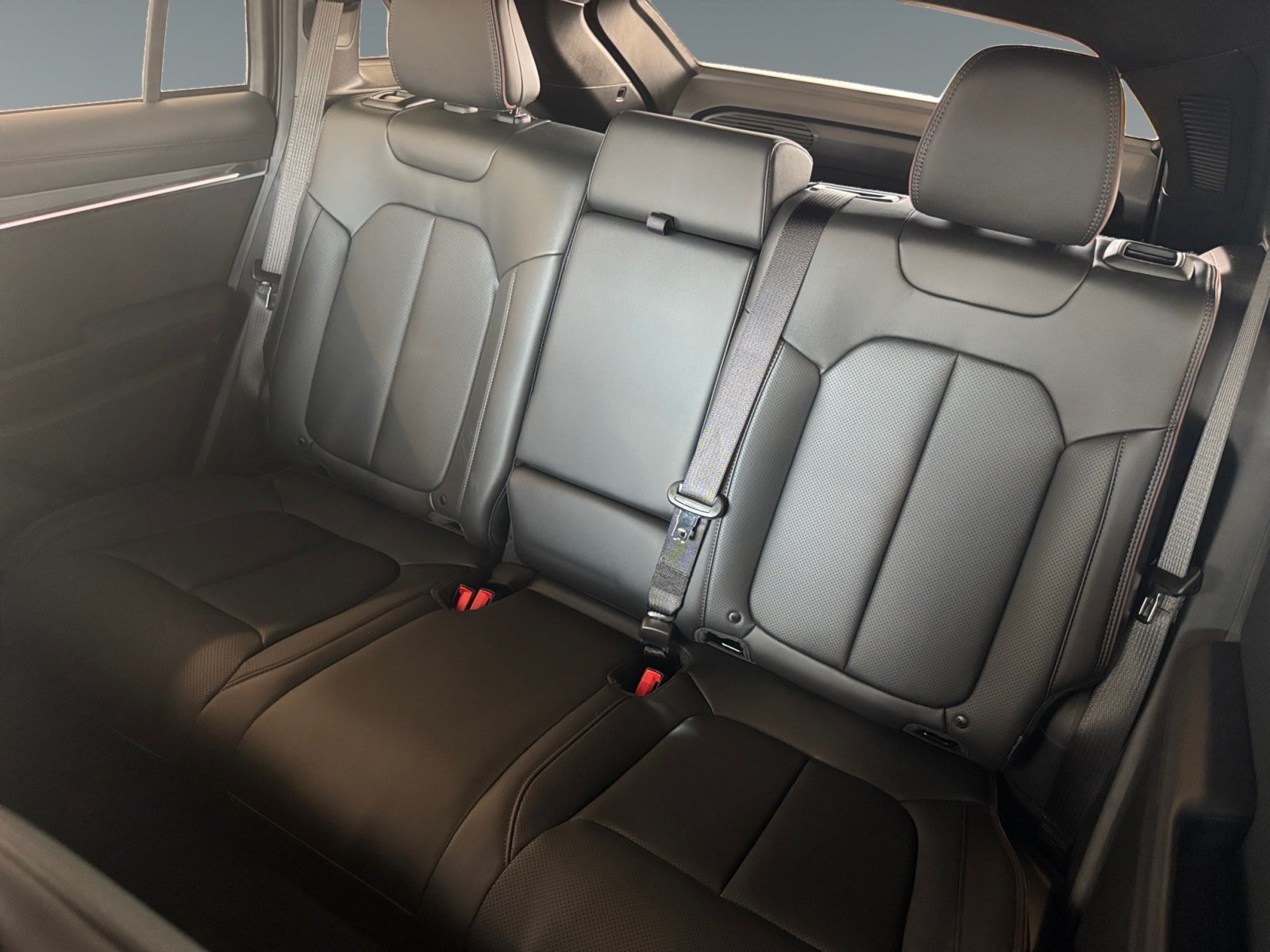New 2025 Jeep Wagoneer S Launch Edition AWD/4WD image 13
