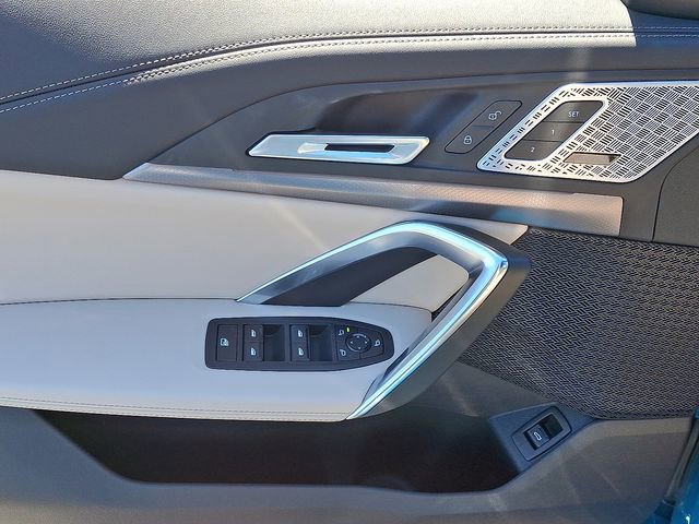 Certified 2025 BMW X1 xDrive28i w/ M Sport Package image 13